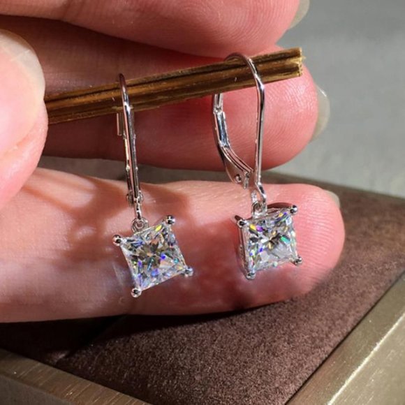 NEW 2ct Princess Cut Solitaire Diamond Earrings - Picture 1 of 6